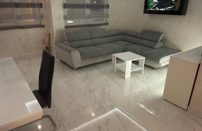 Miete einer modernen 4-Zimmer-Wohnung, 95 m², Zemun, Belgrad, Serbien