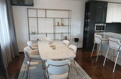 Аренда просторной двухэтажной трёхкомнатной квартиры, 120 м², центр города, Белград, Сербия