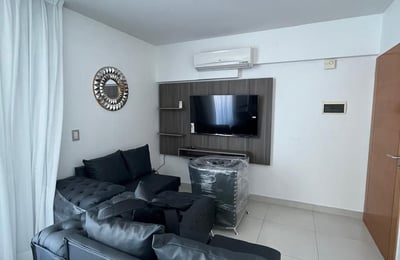 Miete einer modernen 2-Zimmer-Wohnung mit Balkon, Belgrano, Buenos Aires, Argentinien