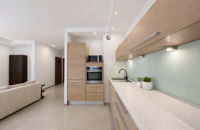 Alquiler de un luminoso apartamento amueblado de 2 habitaciones, 54 m², Marina Mokotów, Varsovia, Polonia