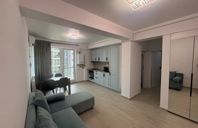 Alquiler de un apartamento amueblado de 2 habitaciones, 55 m², Mamaia Sat, Rumanía