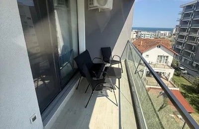 Alquiler de un apartamento amueblado de 2 habitaciones, 55 m², Mamaia Sat, Rumanía