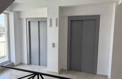 Alquiler de un apartamento amueblado de 2 habitaciones, 55 m², Mamaia Sat, Rumanía