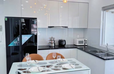 Location d’un appartement moderne et de luxe près de la mer, Nha Trang, Vietnam