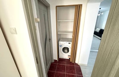 Location d’un appartement lumineux et meublé de 2 pièces, 48 m², Secteur 6, Crângași, Bucarest, Roumanie