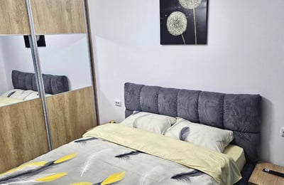 Alquiler de un apartamento amueblado de 2 habitaciones, 55 m², Sector 6, Bucarest, Rumanía
