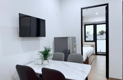 Alquiler de un luminoso apartamento amueblado con 2 dormitorios, My An, Da Nang, Vietnam