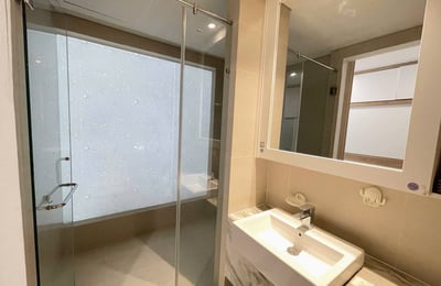 Location d’un appartement lumineux et meublé, 51 m², centre-ville, Nha Trang, Vietnam