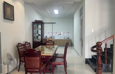 Alquiler de una villa amueblada, 250 m², Phuoc Dong, Nha Trang, Vietnam