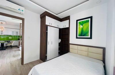 Alquiler de un moderno apartamento amueblado de 2 dormitorios cerca del mar, Nha Trang, Vietnam
