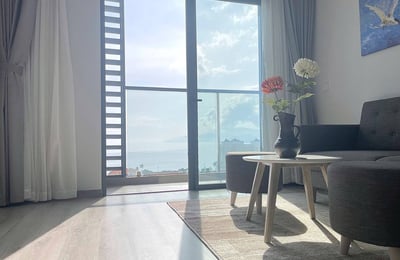 Location d’un appartement meublé de 2 chambres avec vue sur la mer, 77 m², centre-ville, Nha Trang, Vietnam