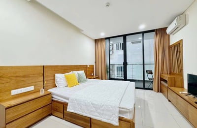 Rent of a bright, furnished 1-bedroom apartment, 56 m², city center, Nha Trang, Vietnam