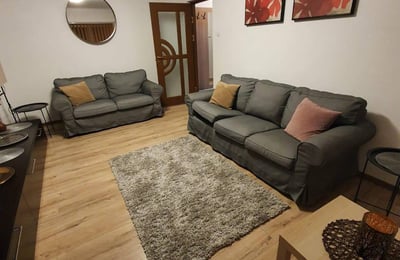 Miete einer komfortablen, möblierten 3-Zimmer-Wohnung, 80 m², Constanța, Rumänien
