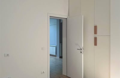 Rent of a spacious 3-room apartment, 84 m², Vračar, Belgrade, Serbia