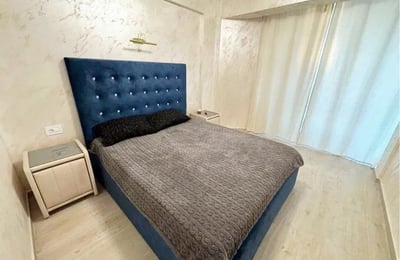 Location d’un appartement lumineux de 2 pièces avec balcon, Mamaia Sat, Roumanie