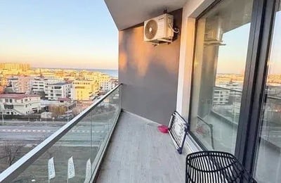 Location d’un appartement lumineux de 2 pièces avec balcon, Mamaia Sat, Roumanie