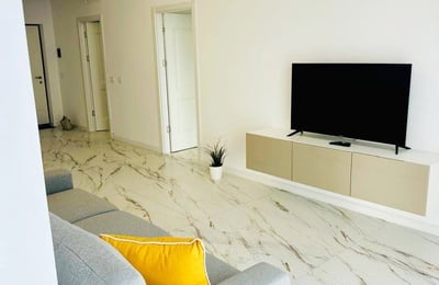 Аренда светлой, меблированной двухкомнатной квартиры, Констанца, Румыния