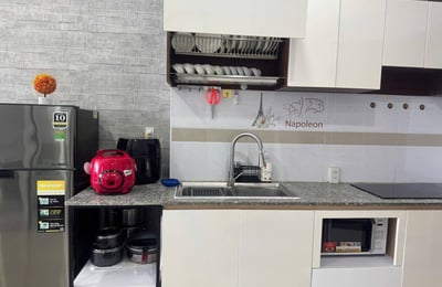 Location d’un appartement lumineux de 3 pièces avec vue sur la mer et la ville, 74 m², nord de Nha Trang, Vietnam