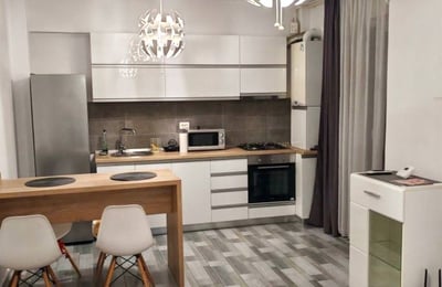 Alquiler de apartamento luminoso y amueblado, Sector 6, Bucarest, Rumanía