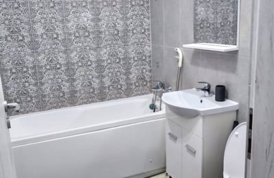 Alquiler de apartamento luminoso y amueblado, Sector 6, Bucarest, Rumanía