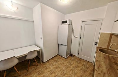 Аренда светлой 2-комнатной квартиры после ремонта рядом с парком Drumul Taberei, сектор 6, Бухарест, Румыния