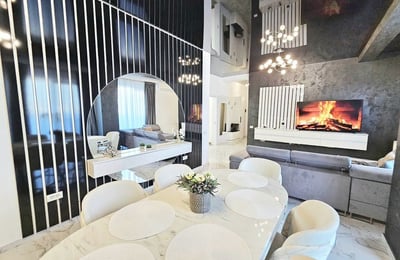 Modern penthouse for rent with 3 rooms and terrace, Mamaia Sat, Romania