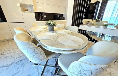 Modern penthouse for rent with 3 rooms and terrace, Mamaia Sat, Romania