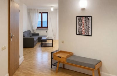 Helle 2-Zimmer-Wohnung mit 72 m² zur Miete, Mokotów, Warschau, Polen