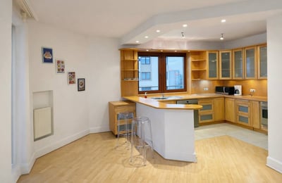 Helle 2-Zimmer-Wohnung mit 72 m² zur Miete, Mokotów, Warschau, Polen