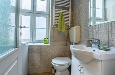 Alquiler de luminoso apartamento de dos habitaciones, 42 m², Belgrado, Serbia