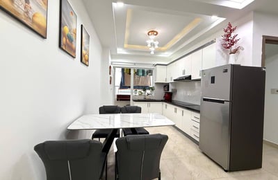 Möblierte luxuriöse Wohnung mit zwei Schlafzimmern zur Miete, Oceanus, Nha Trang, Vietnam