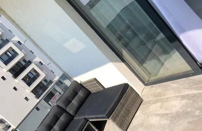 Komfortable Zweizimmerwohnung mit Balkon zur Miete, 60 m², Mamaia, Rumänien