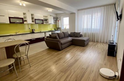 Аренда комфортной двухкомнатной квартиры, Брашов, Румыния