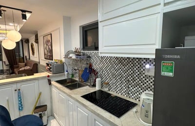 Аренда светлой меблированной трёхкомнатной квартиры с видом на море, 74 м², Нячанг, Вьетнам