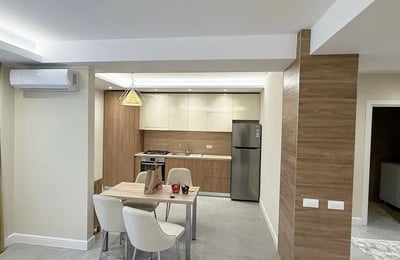 Аренда уютной и светлой трёхкомнатной квартиры, Tomis Plus, Констанца, Румыния