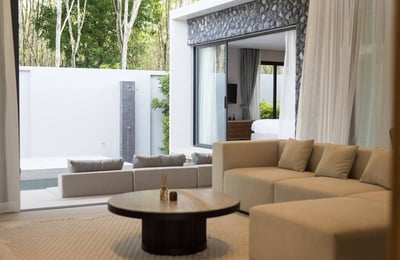 Alquiler de villa moderna estilo loft con piscina privada, Phuket, Tailandia