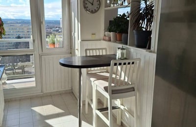 Location d’un appartement spacieux, 73 m², Chodov, Prague, République Tchèque