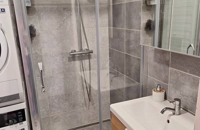 Location d’un appartement spacieux, 73 m², Chodov, Prague, République Tchèque