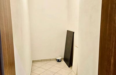 Moderne helle Wohnung mit Balkon und Parkplatz zur Miete, 57 m², Stodůlky, Prag, Tschechien