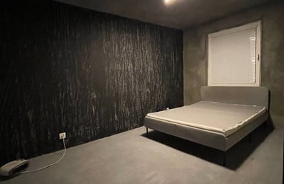 Location d’une maison spacieuse avec cour privée, Žabí Majer, Bratislava, Slovaquie