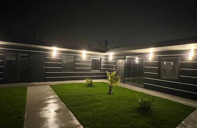 Location d’une maison spacieuse avec cour privée, Žabí Majer, Bratislava, Slovaquie