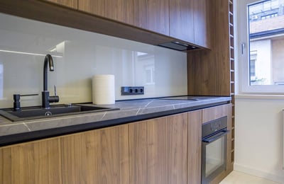 Stylish three-room apartment with balcony for rent, 78 m², Vračar, Belgrade, Serbia