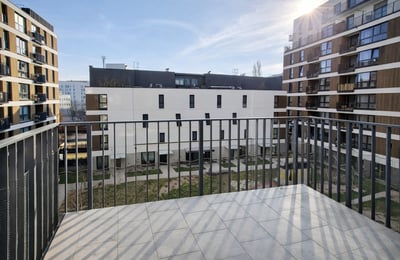 Appartement lumineux et moderne de 50 m² avec balcon à louer à Mokotów, Varsovie, Pologne