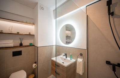 Apartamento confortable de 50 m² con terraza en alquiler en Mamaia-Sat, Rumanía