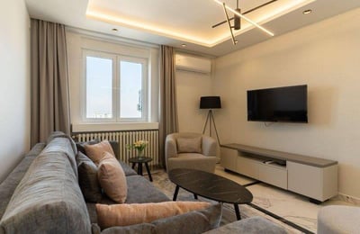 Просторная квартира 67 м² в аренду рядом с парком Ташмайдан, Белград, Сербия