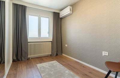 Просторная квартира 67 м² в аренду рядом с парком Ташмайдан, Белград, Сербия