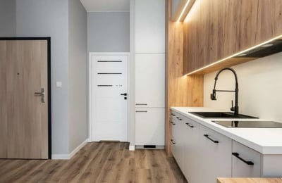 Apartamento estudio moderno y amueblado, 32 m², en alquiler en Varsovia, Polonia