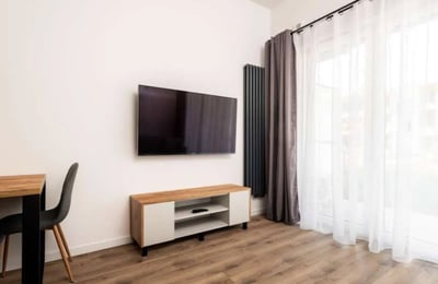 Apartamento estudio moderno y amueblado, 32 m², en alquiler en Varsovia, Polonia
