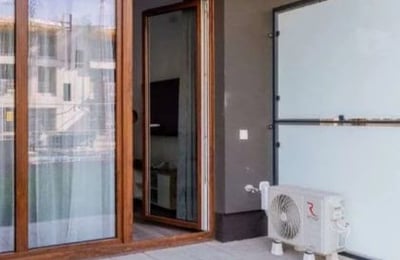 Apartamento estudio moderno y amueblado, 32 m², en alquiler en Varsovia, Polonia