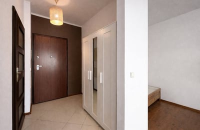 Appartement lumineux et meublé 40 m² avec terrasse à louer à Wilanów, Varsovie, Pologne